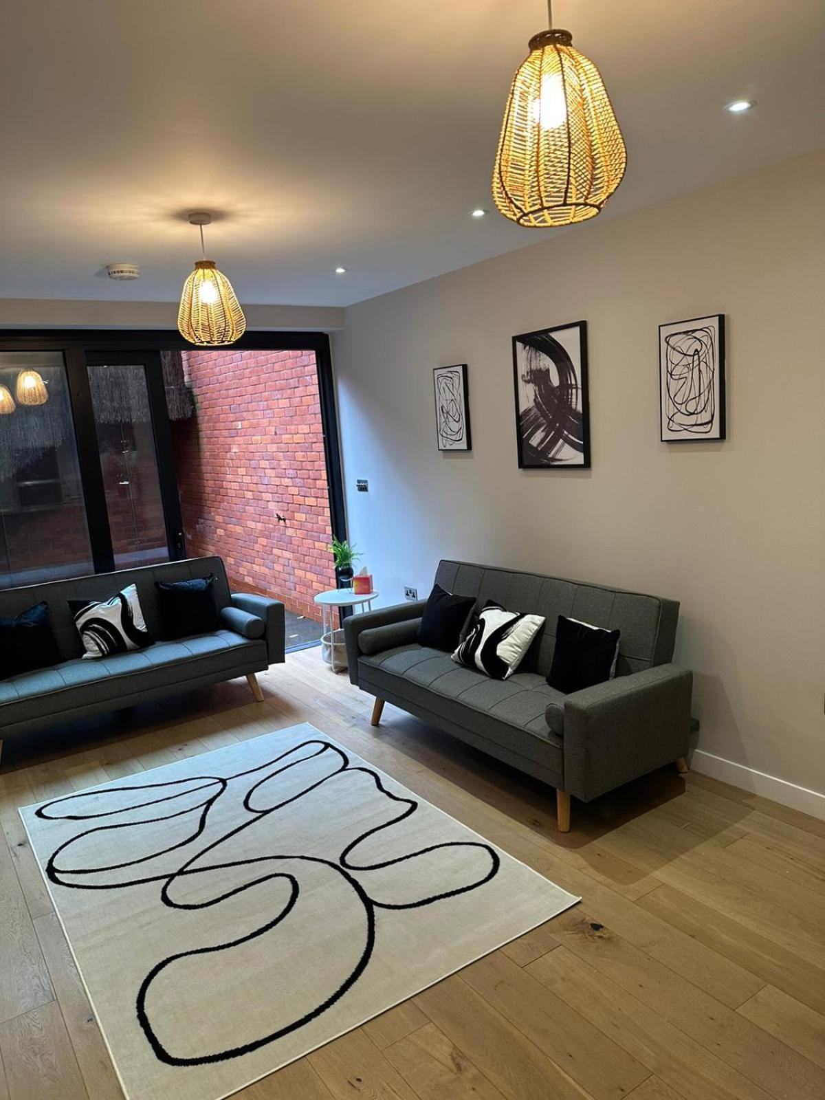 Richardson Deluxe Apartments - 3 Bed 런던 외부 사진