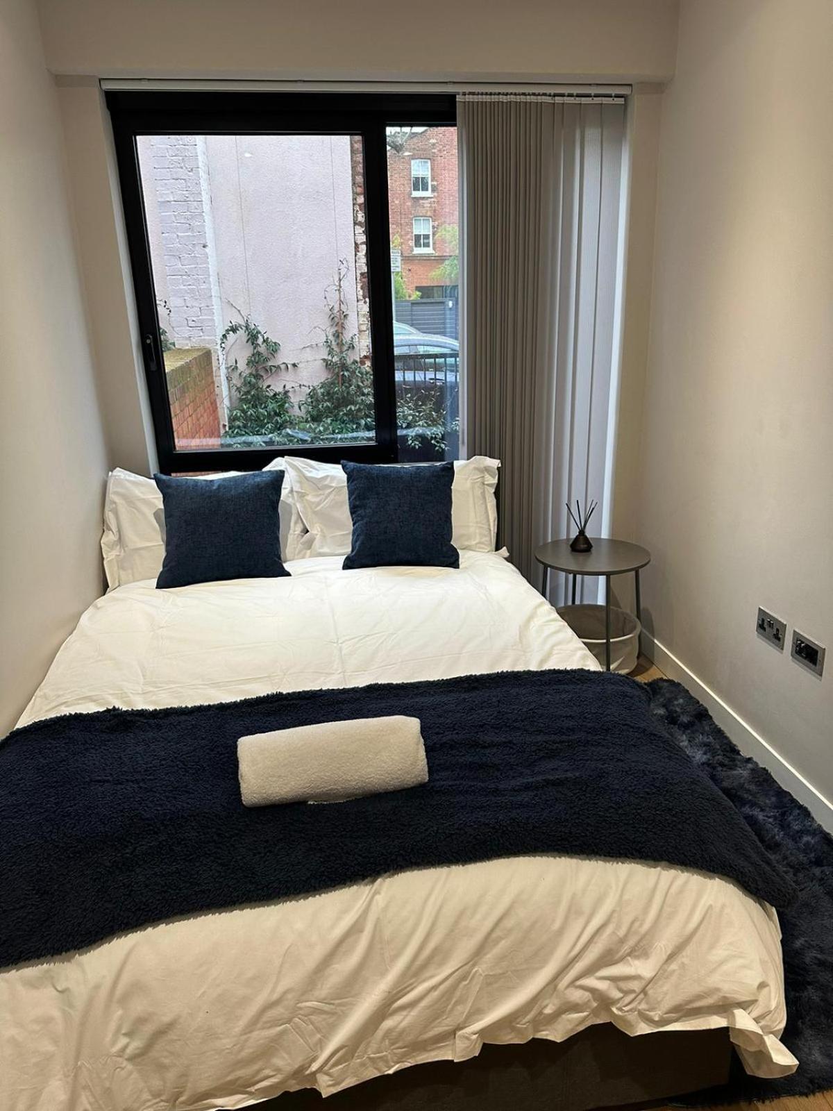 Richardson Deluxe Apartments - 3 Bed 런던 외부 사진