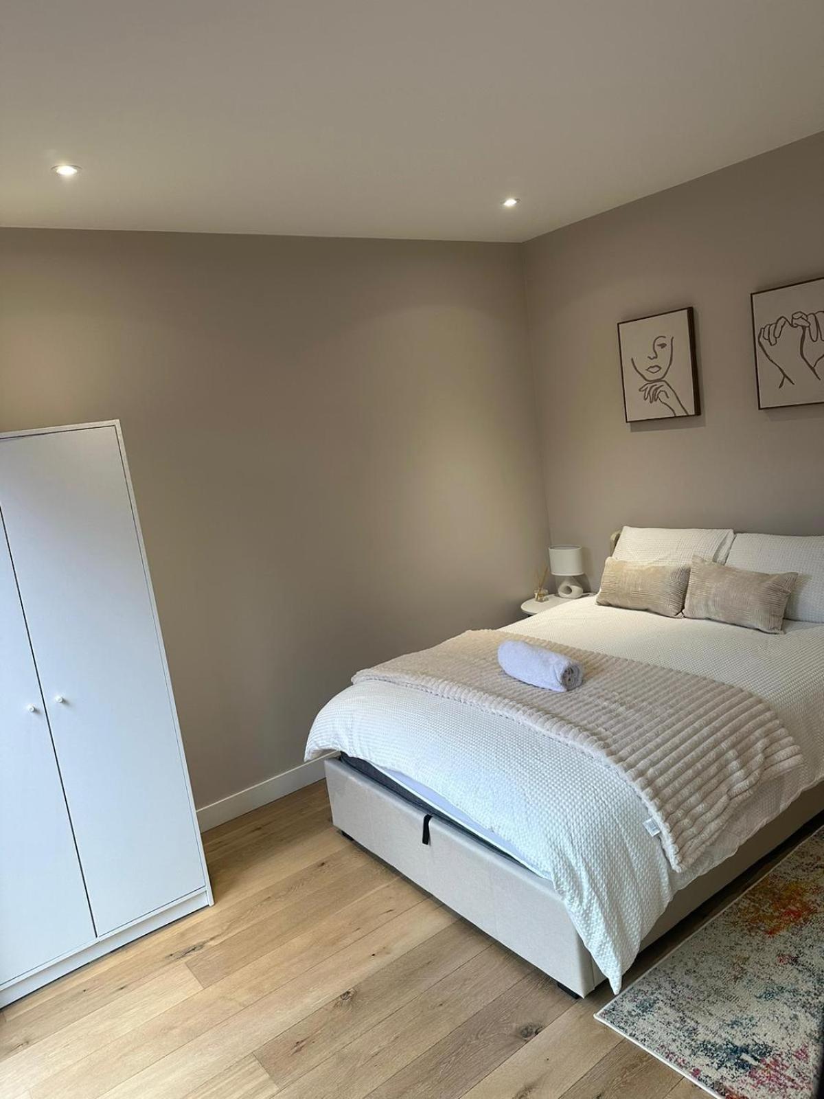 Richardson Deluxe Apartments - 3 Bed 런던 외부 사진