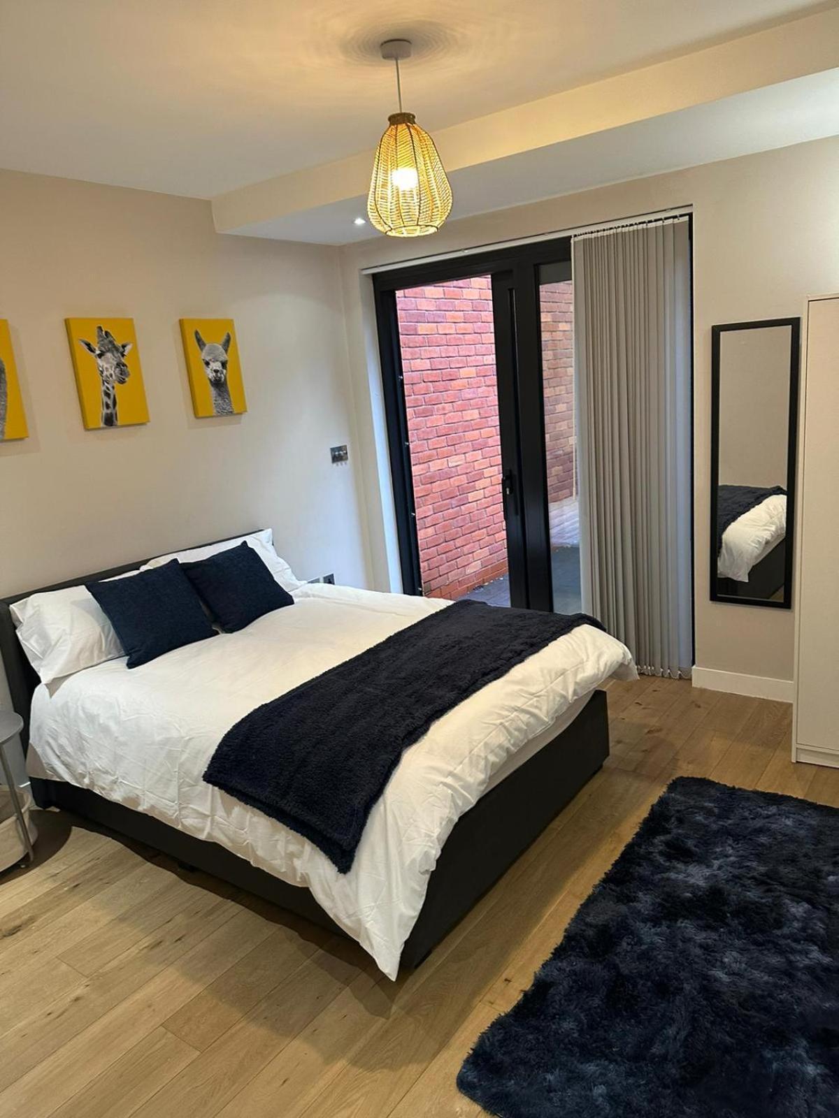 Richardson Deluxe Apartments - 3 Bed 런던 외부 사진